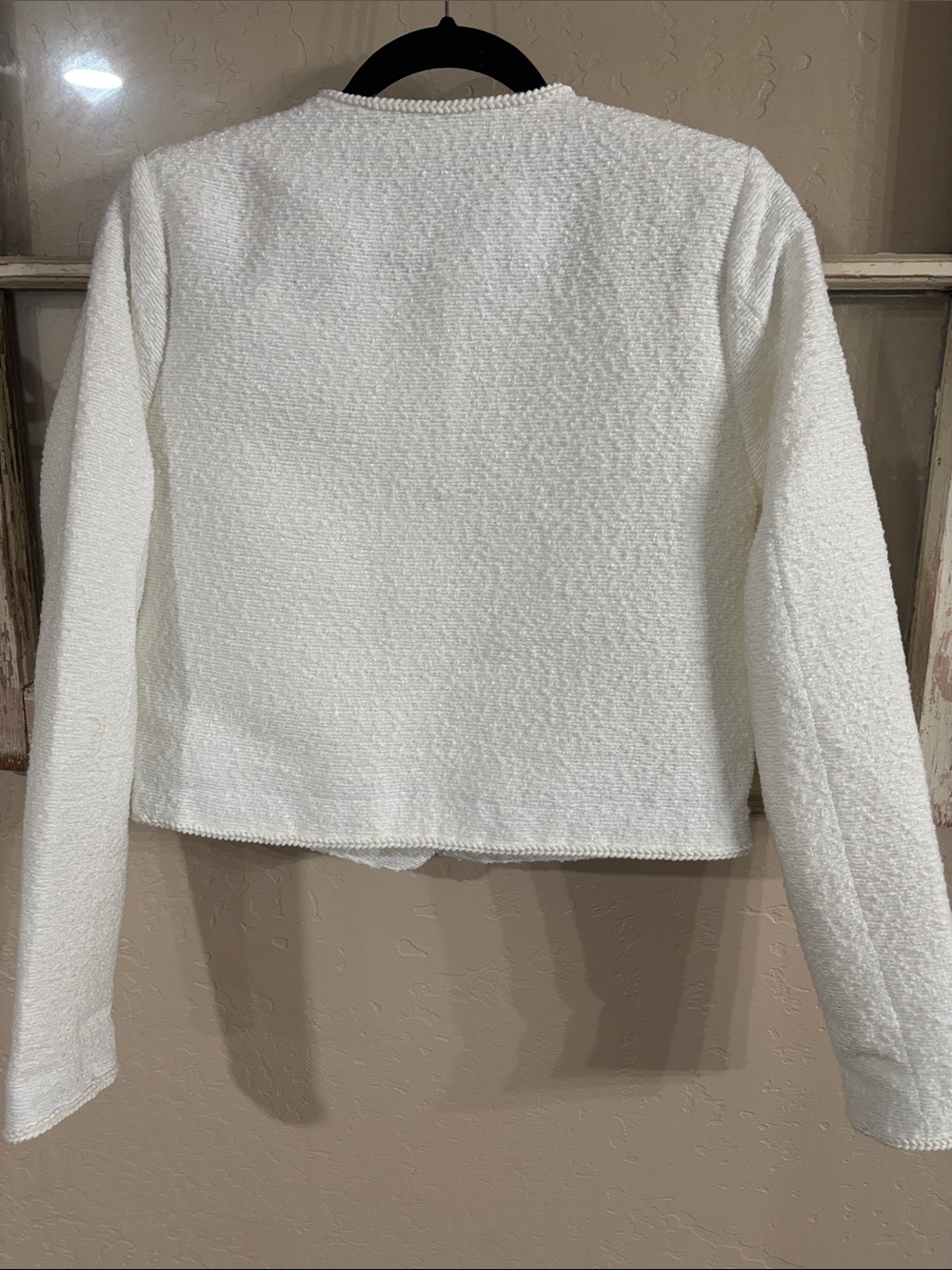 Classic White Blazer Jacket - Picture 6 of 6